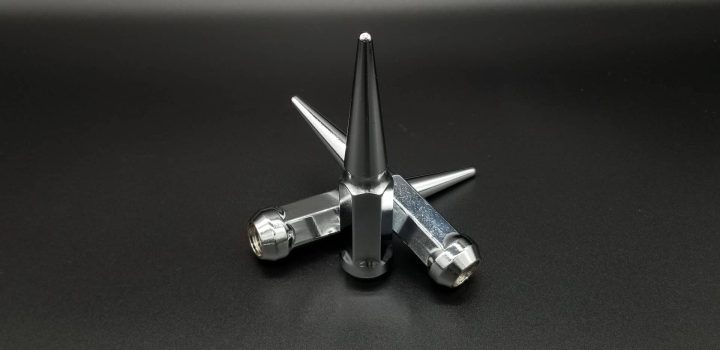 Spike Lug Nuts, Acorn (60°) <br>Chrome | Black