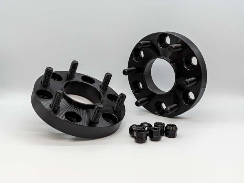 6 lug spacers, hub centric in stock white bg