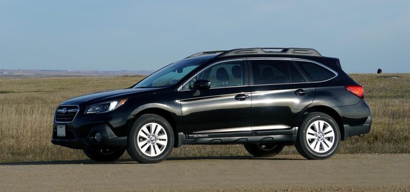 subaru outback, by RJA1988 via pixabay