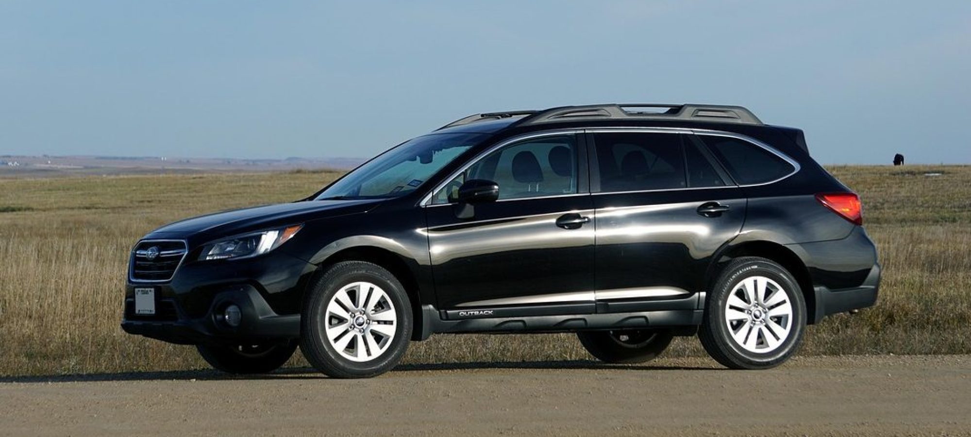 subaru outback, by RJA1988 via pixabay
